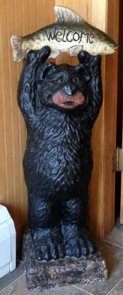 Bear Statue Lakeshore Inn & Suites